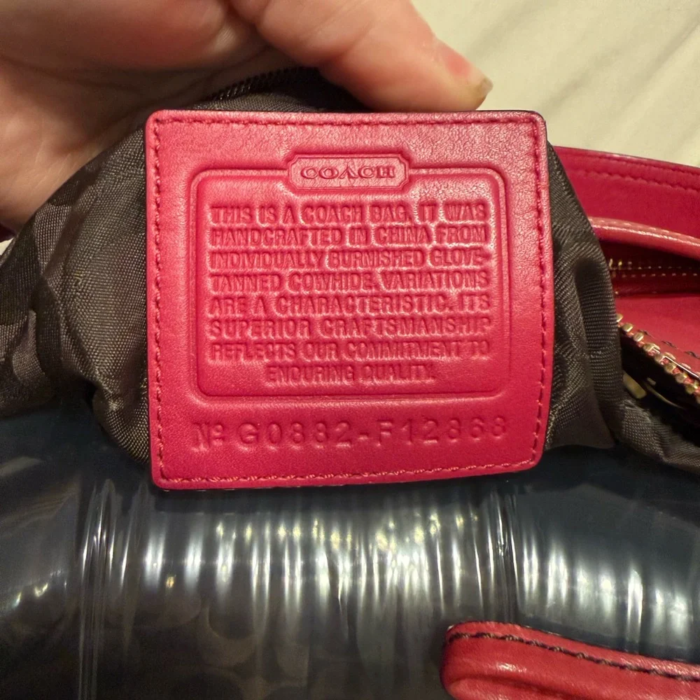 Coach 65th Anniversary Turnlock color raspberry - Picture 6 of 8